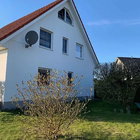 2 Klausdorf (Vorpommern-Rugen)